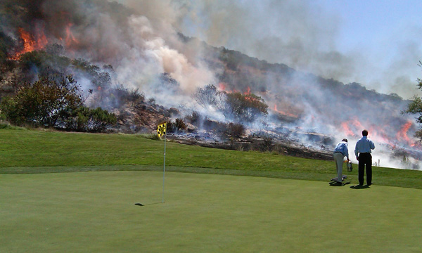 irvine golf course fire set by golfer