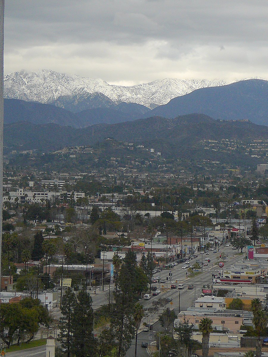 snow glendale blvd